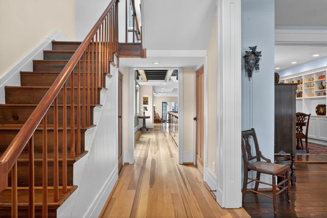 120 E Third Street, Lexington, KY 40508