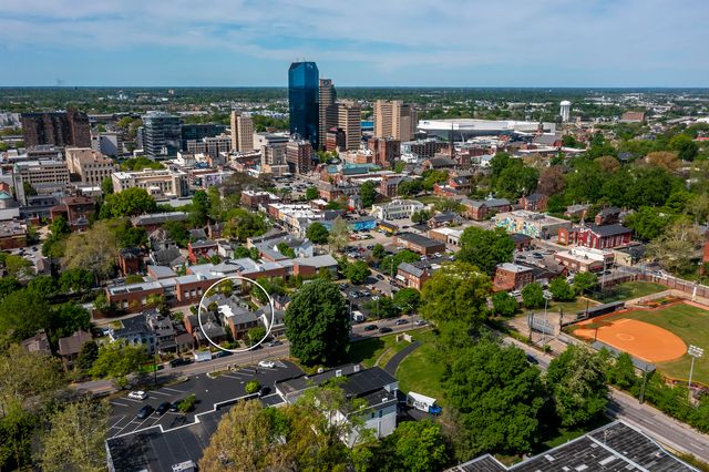120 E Third Street, Lexington, KY 40508