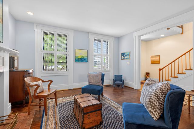 120 E Third Street, Lexington, KY 40508