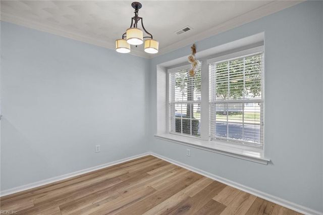 2284 Humphreys Dr Unit 281, Suffolk, VA 23435