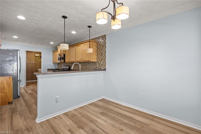 2284 Humphreys Dr Unit 281, Suffolk, VA 23435