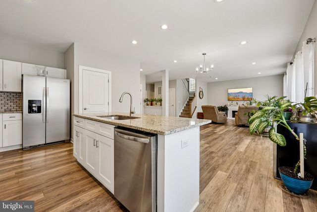 112 BUTLER CIR, Locust Grove, VA 22508