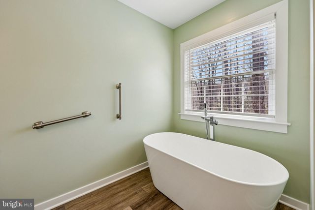 112 BUTLER CIR, Locust Grove, VA 22508