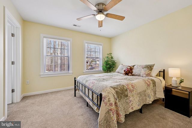 112 BUTLER CIR, Locust Grove, VA 22508