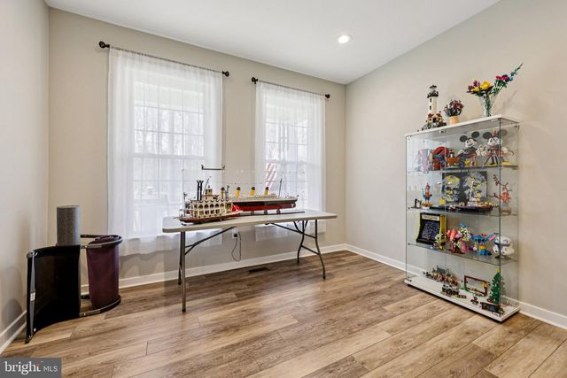 112 BUTLER CIR, Locust Grove, VA 22508