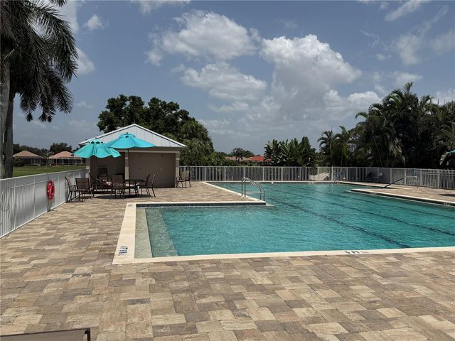1943 SAN SILVESTRO DRIVE, Venice, FL 34285
