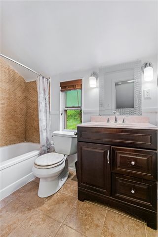 435 Filmore Rd, Forest Hills Boro, PA 15221