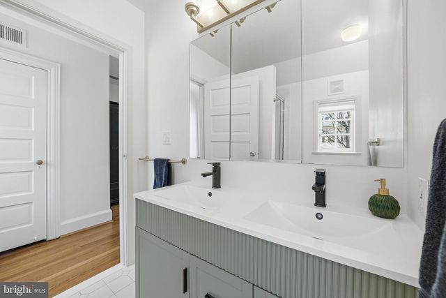 4938 QUEBEC ST NW, Washington, DC 20016