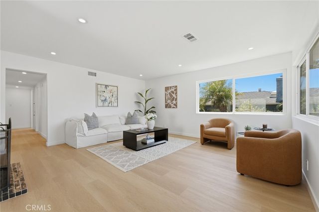 103 W Avenida Santiago, San Clemente, CA 92672