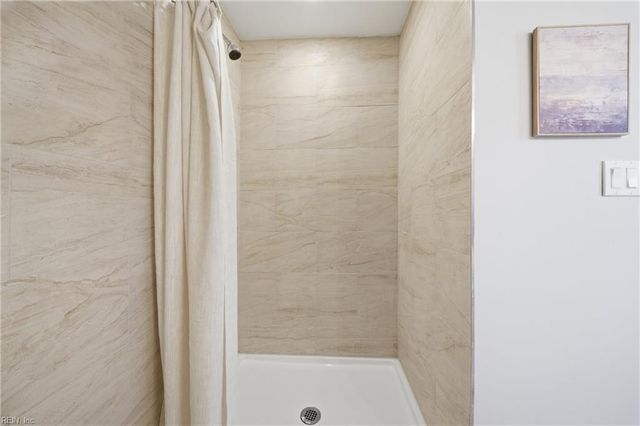 325 Appian AVE, Virginia Beach, VA 23452