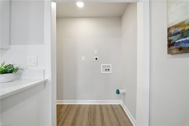 325 Appian AVE, Virginia Beach, VA 23452