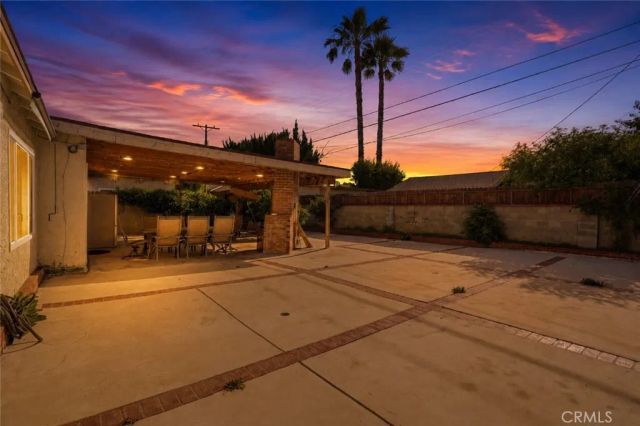 6949 Aura Avenue, Reseda, CA 91335