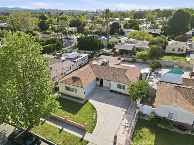6949 Aura Avenue, Reseda, CA 91335