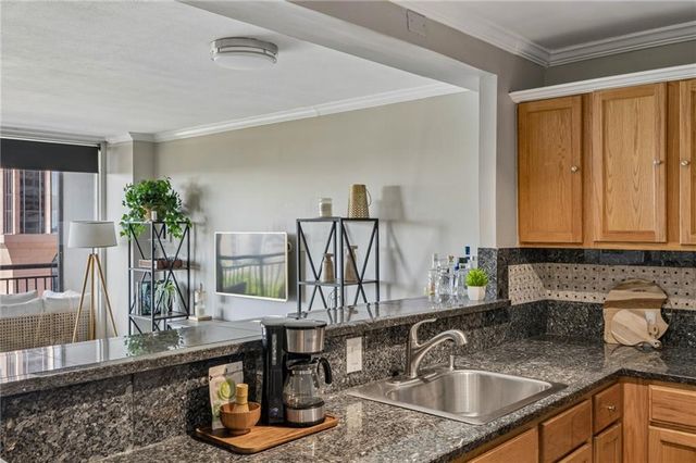 620 Peachtree Street NE 908, Atlanta, GA 30308