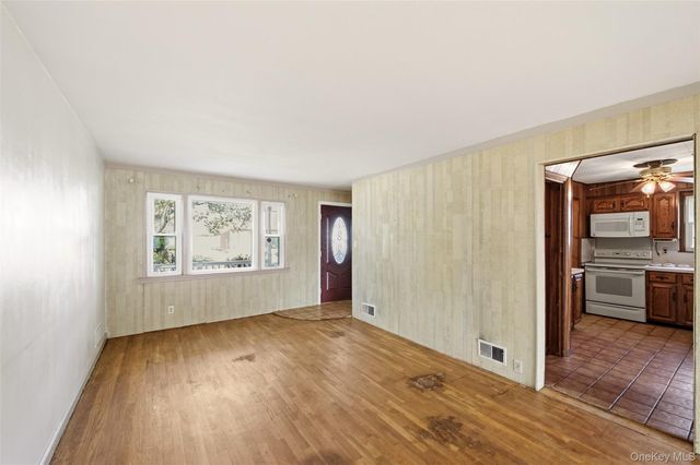2226 3rd Street, East Meadow, NY 11554