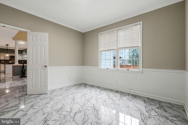 9238 CRESCENT LN, La Plata, MD 20646