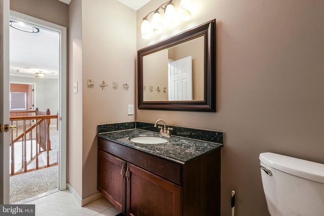 9238 CRESCENT LN, La Plata, MD 20646