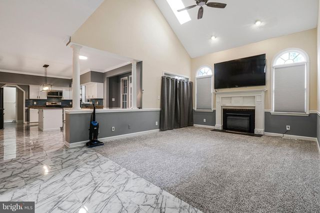 9238 CRESCENT LN, La Plata, MD 20646