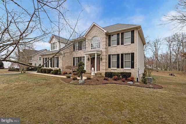 9238 CRESCENT LN, La Plata, MD 20646