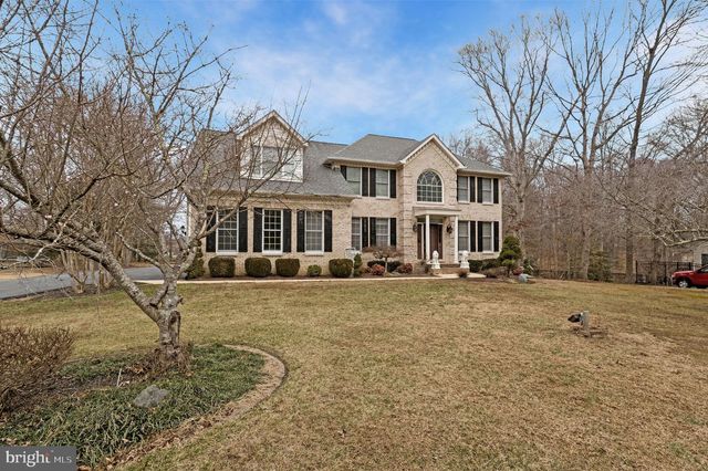 9238 CRESCENT LN, La Plata, MD 20646