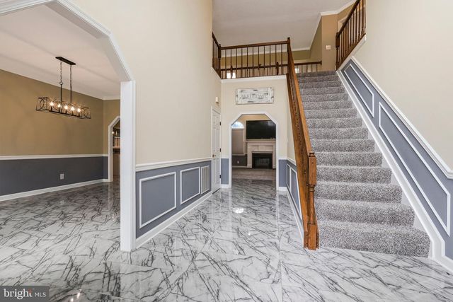 9238 CRESCENT LN, La Plata, MD 20646