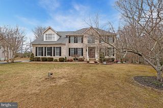 9238 CRESCENT LN, La Plata, MD 20646