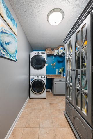 130 Beaver Creek Dr, Portland, TN 37148