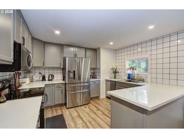 15409 Ne 76TH St, Vancouver, WA 98682
