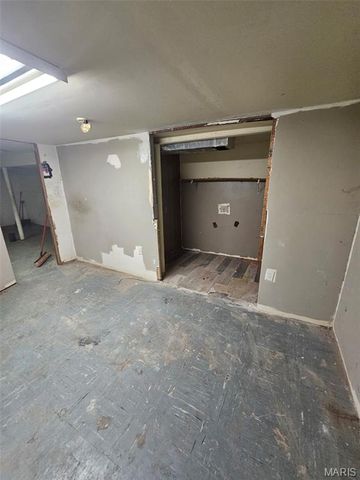 12371 Pinta Drive, St Louis, MO 63138