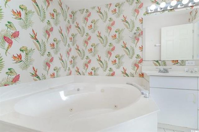 4505 S Ocean Blvd Apt 8D, North Myrtle Beach, SC 29582