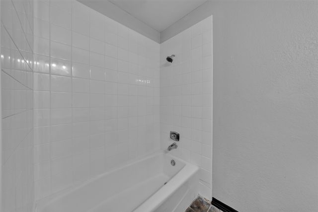 735 Danvers Lane, Mansfield, TX 76063