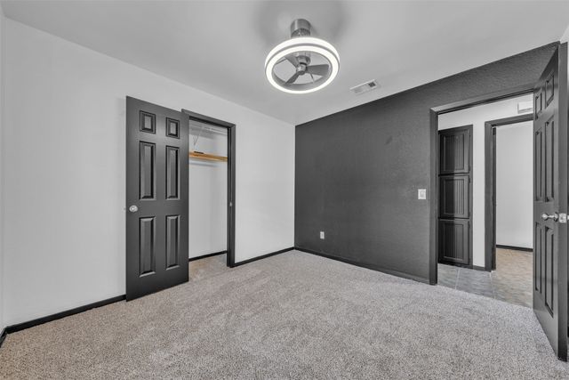 735 Danvers Lane, Mansfield, TX 76063