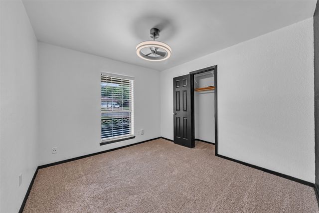 735 Danvers Lane, Mansfield, TX 76063