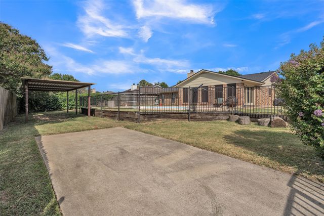 735 Danvers Lane, Mansfield, TX 76063