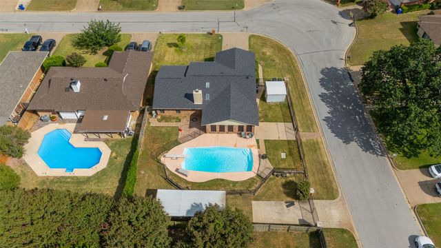 735 Danvers Lane, Mansfield, TX 76063
