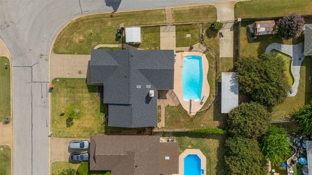 735 Danvers Lane, Mansfield, TX 76063