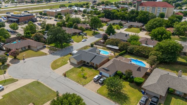 735 Danvers Lane, Mansfield, TX 76063