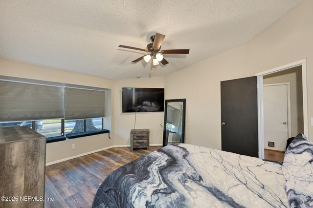 7274 EAGLES PERCH Drive, Jacksonville, FL 32244