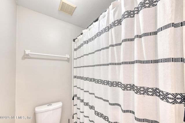 7274 EAGLES PERCH Drive, Jacksonville, FL 32244