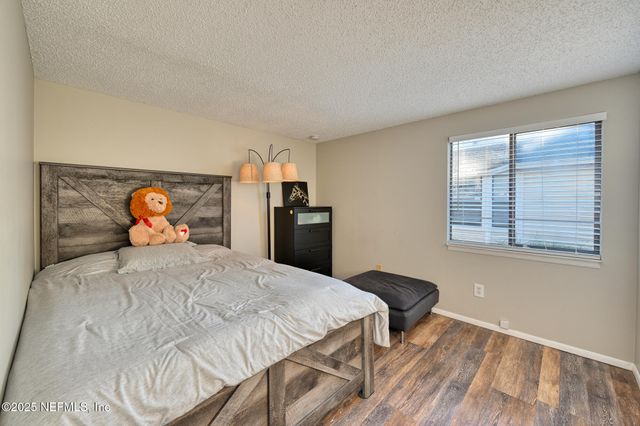 7274 EAGLES PERCH Drive, Jacksonville, FL 32244