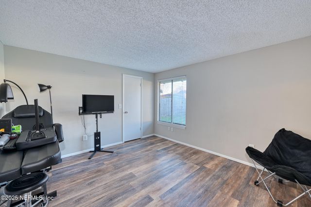 7274 EAGLES PERCH Drive, Jacksonville, FL 32244