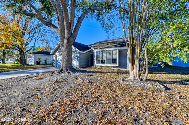 7274 EAGLES PERCH Drive, Jacksonville, FL 32244