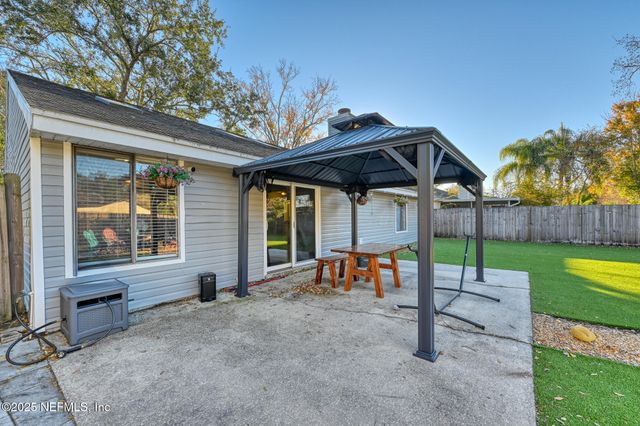 7274 EAGLES PERCH Drive, Jacksonville, FL 32244