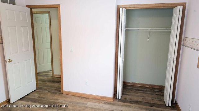 1147 Tamarack Trail, Charlotte, MI 48813