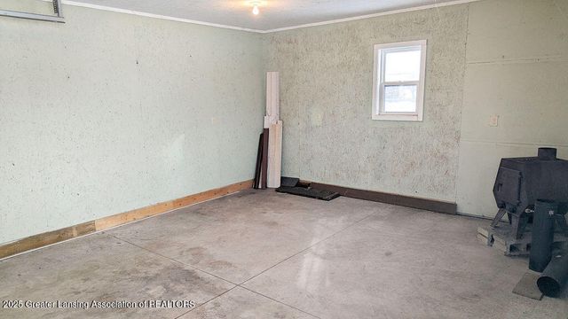 1147 Tamarack Trail, Charlotte, MI 48813