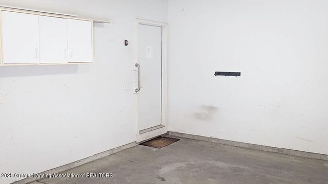 1147 Tamarack Trail, Charlotte, MI 48813