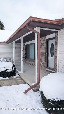 1147 Tamarack Trail, Charlotte, MI 48813