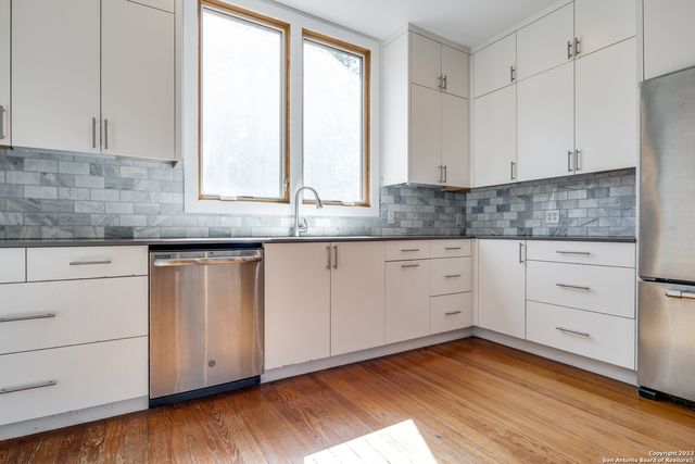 622 W Rosewood Ave, San Antonio, TX 78212