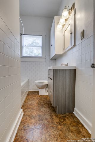 622 W Rosewood Ave, San Antonio, TX 78212