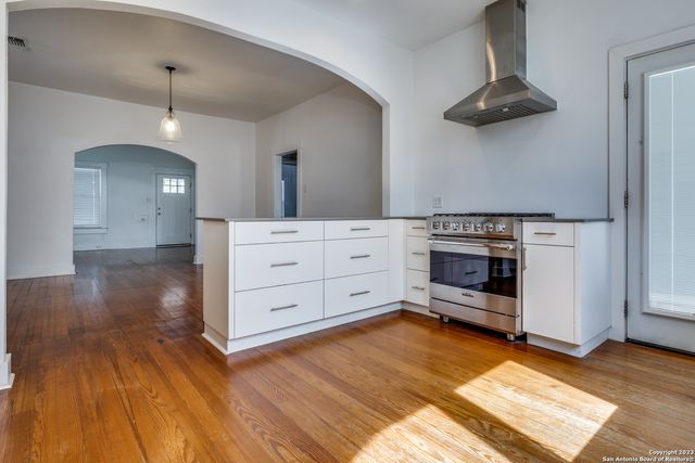 622 W Rosewood Ave, San Antonio, TX 78212